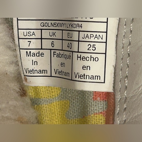 UGG Tasman leather with wool lining slip ons white unisex size 7 men 8 women - Picture 5 of 7